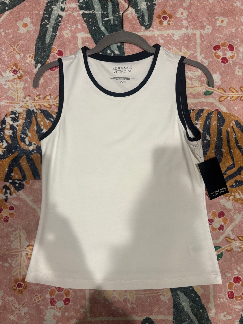 Adrienne Vittadini White Tank Top with Navy Trim